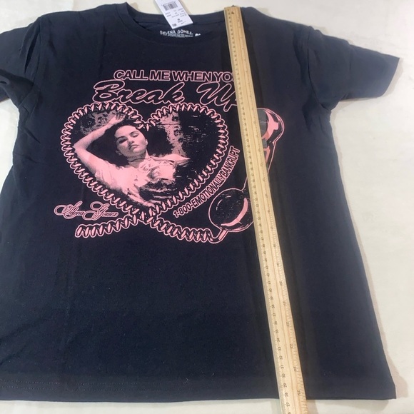 Selena Gomez Black Cotton Tee with Heart Accent size M - Picture 4 of 8